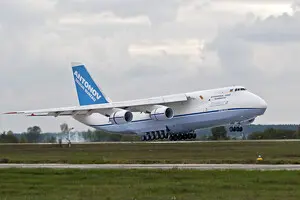 Украинский Ан-124 «Руслан» доставил тайный груз в Грузию