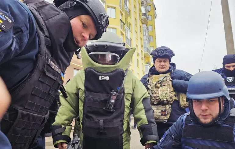 У Вишгороді рятувальники провели унікальну операцію: могло бути багато жертв — ДСНС