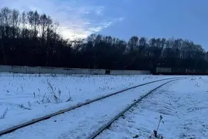 У РФ знищено залізничні колії та цистерни з пальним у Новосибірській та Брянській областях — СМИ