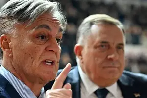 Навала клонів: &laquo;два Додіки&raquo; на одну країну