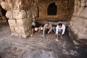 У Туреччині під час прибирання старого млина виявили 1500-річну візантійську мозаїку