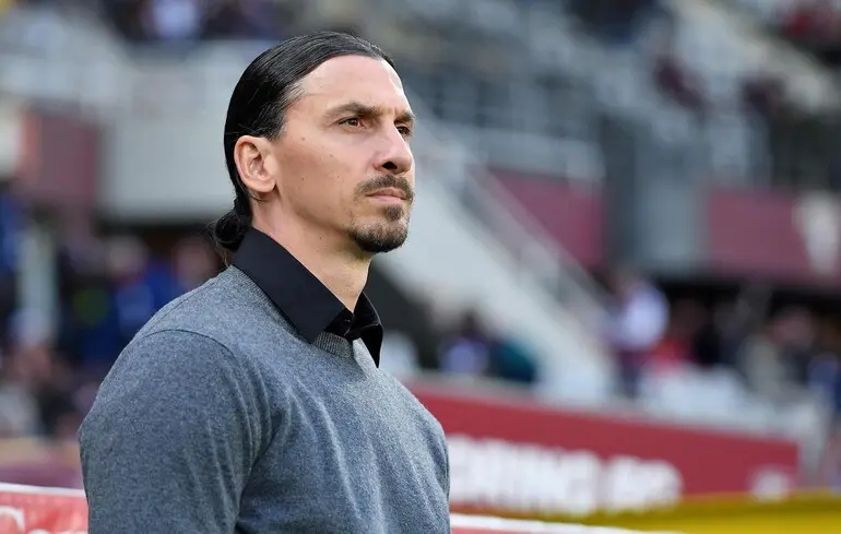 Легендарный футболист Ибрагимович выбран факелоносцем зимней Олимпиады-2026