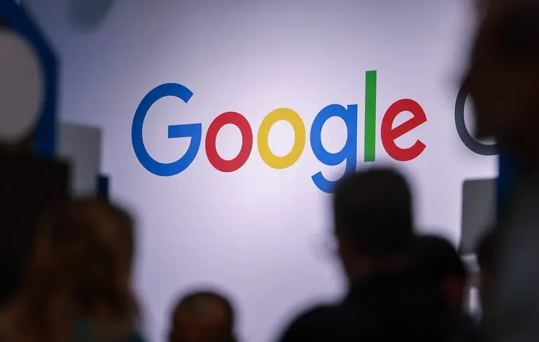 Google підміняє заголовки новин фразами ШІ: журналісти критикують експеримент