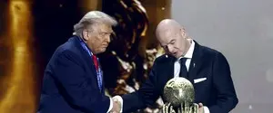 Трамп во время жеребьевки ЧМ-2026 получил премию мира ФИФА