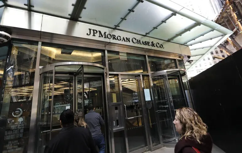 Голова JPMorgan: Європа стала «слабкою» і становить серйозну загрозу для економіки США — Bloomberg