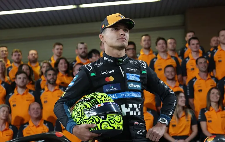 Прервал гегемонию Ферстаппена: британский гонщик Норрис впервые в карьере стал чемпионом Формулы-1