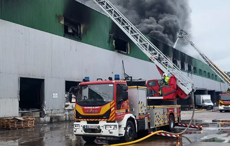 Удар РФ по Дніпру знищив фармзапаси на мільярди гривень