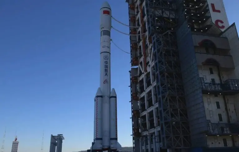 Китайская ракета Long March-6A.