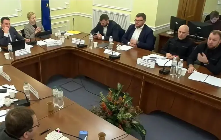 «Олексій – ім’я поширене»: у ДБР спробували пояснити, чому не допитали свого директора в рамках розслідування «Мідас»