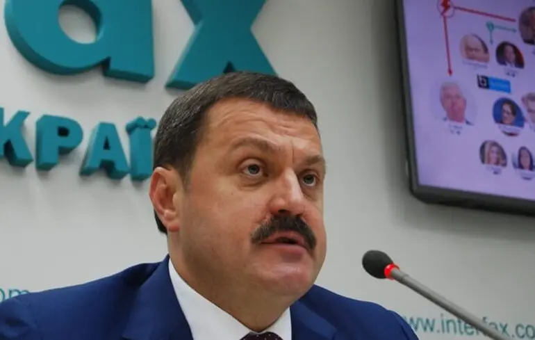 Экс-депутат Андрей Деркач, которого обвиняют в госизмене, получил звание героя России