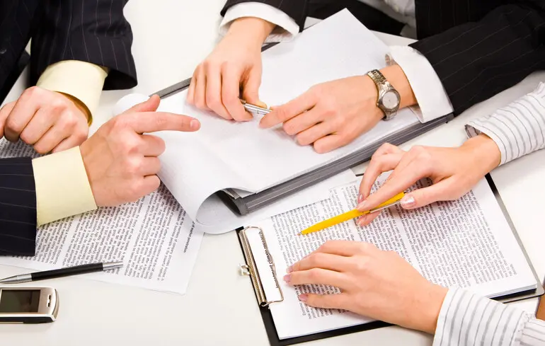 На Intel, AMD и Texas Instruments подан коллективный иск с рекордными выплатами за поставки чипов для российских ракет и дронов — Bloomberg