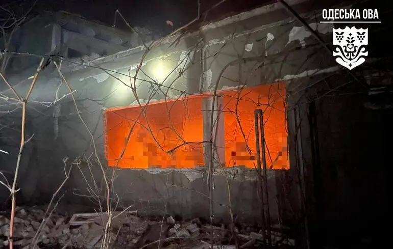 В Одесской области российские дроны атаковали энергетику и транспорт, вспыхнули пожары — ОВА