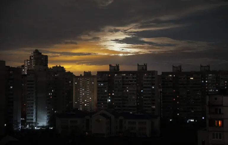 Киев при морозе -5°C может остаться без света до 22 часов в сутки — эксперт