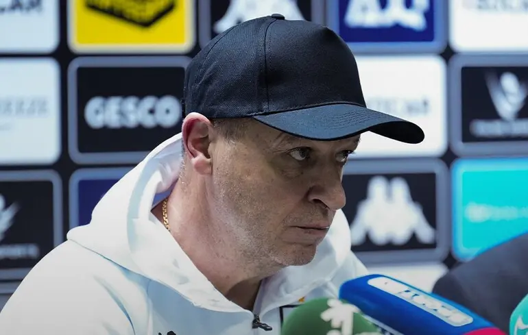 Новый клуб известного украинского тренера подписал соглашение с россиянами