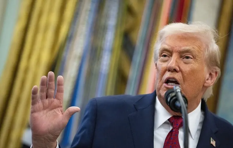 Трамп приказал окружить Венесуэлу 