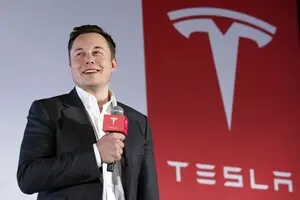 Акции Tesla побили ценовой рекорд, несмотря на низкие продажи автомобилей