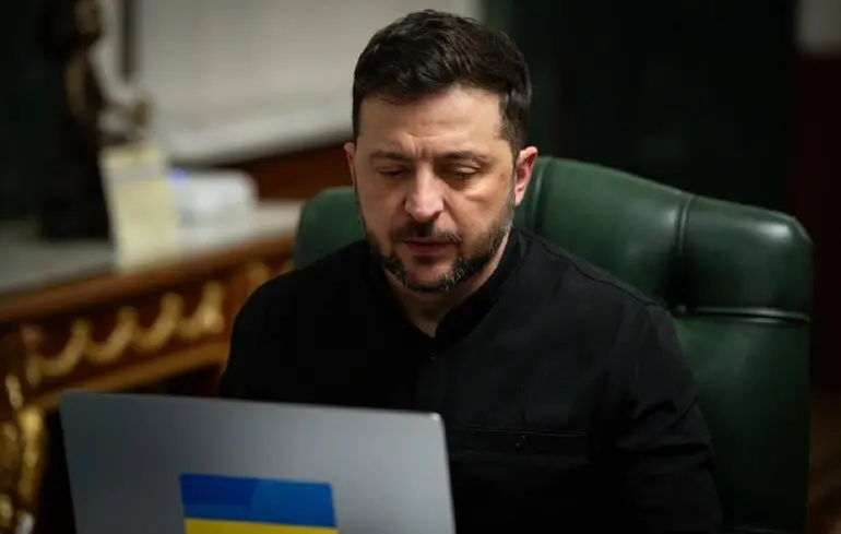 Зеленский заявил, что поддерживает голосование через 