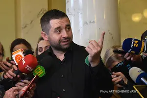 Либо плохая сделка, либо никакой: Арахамия о перспективах мира с РФ