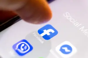 Facebook может ввести оплату за распространение ссылок: растут риски для СМИ