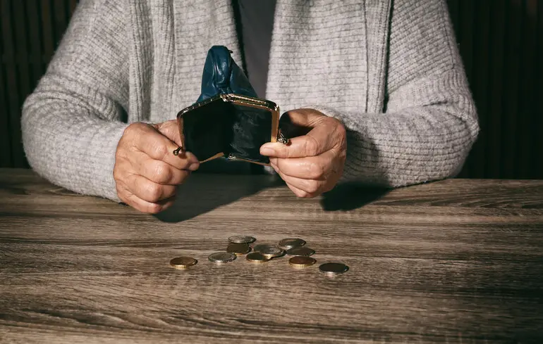 Пенсійний фонд може не тільки давати, але й забирати. Будьте пильні!