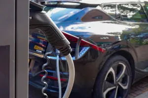 Електрокари в країні блекаутів: «зелене» майбутнє на генераторі