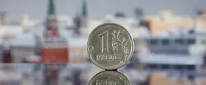 Сверхбыстрое укрепление рубля в 2025 году сделало его одним из самых прибыльных активов в мире: и это плохая новость для РФ — Bloomberg