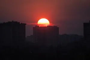 Ученые рассказали, почему самый поздний рассвет не в день зимнего солнцестояния