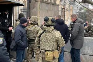 Деньги за голоса в ВРУ: работники УГО препятствуют детективам проводить обыски в комитетах