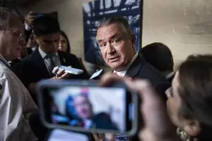 Республиканец Бейкон раскритиковал Трампа за заявления о якобы нападении Украины на резиденцию Путина
