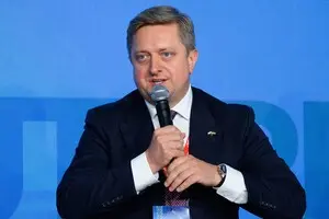 «Золоті унітази за рахунок Чехів і безглузда війна»: посол України прокоментував проросійські заяви спікера чеського парламенту