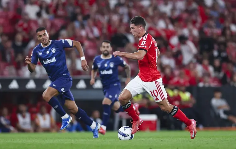 Моуриньо раскритиковал игру украинца Судакова в победном матче 