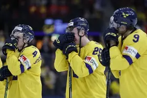 Швеция выиграла молодежный чемпионат мира по хоккею
