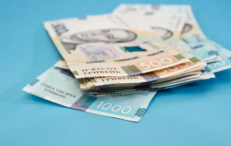 Допомога при народженні дитини: хто може отримати 50 000 грн