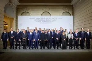Украина, Франция и Великобритания подписали Декларацию о развертывании войск после войны