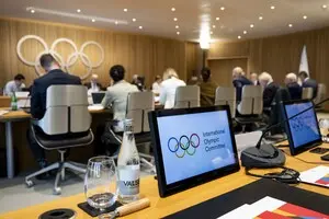 МОК запретил зрителям демонстрировать флаг России на Олимпиаде-2026