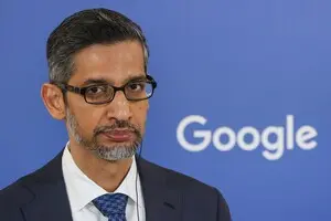 Alphabet обогнала Apple по капитализации впервые с 2019 года