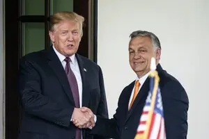 Трамп побажав удачі Орбану на виборах, на яких той відстає від опонента
