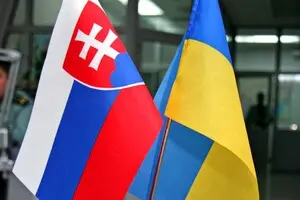 Троє найвищих очільників Словаччини заявили, що військової допомоги при них для України не буде