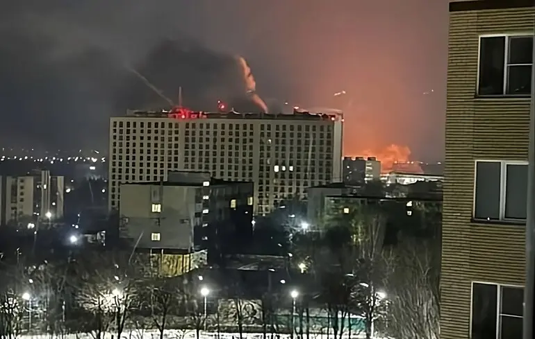 У Росії заявили про атаку на заводи, які виробляють дрони й літаки