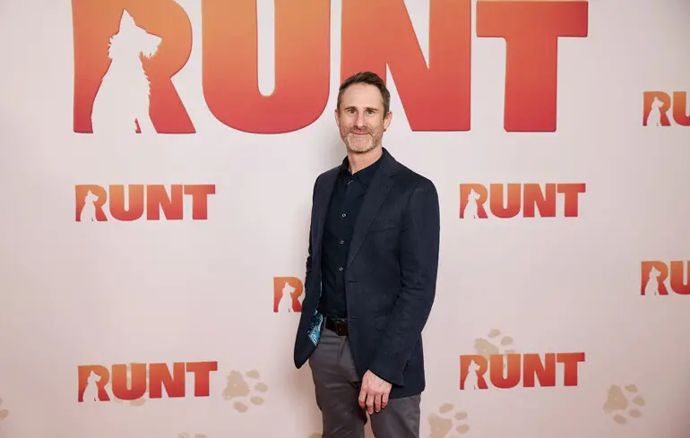 Австралийский писатель Крейг Силви на премьере фильма Runt в Сиднее.