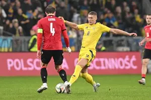 Довбик не поможет сборной Украины в решающих матчах за выход на ЧМ-2026 — СМИ