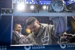 Усик назвал ключевое условие для проведения третьего боя с Фьюри