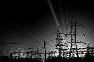 У Броварах люди без світла по 17 годин. Аварії зривають підключення 