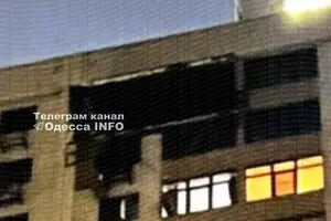 В Одессе прогремели взрывы, город атаковали российские дроны, паблики пишут о попадании в многоэтажку
