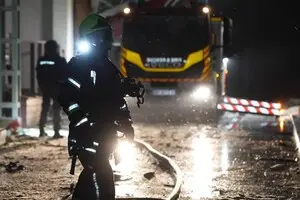 Пожары, пострадавшие и пораженная энергетика: в ГСЧС показали последствия дронового удара по Одессе