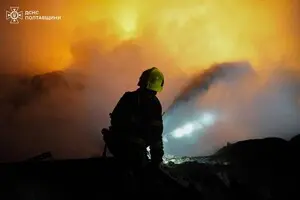 В Полтавской области оккупанты атаковали промышленный объект и дом