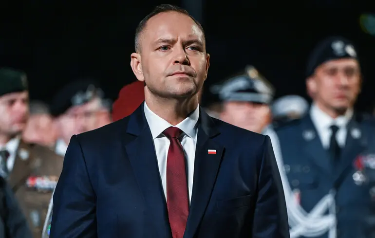 Навроцький заперечив, що ситуація навколо Гренландії затьмарює увагу до війни в Україні