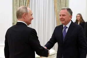 Переговоры посланников Трампа с Путиным завершились: что известно
