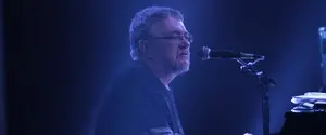 Ушел из жизни бард и автор гимна Владимира Сергей Шишкин
