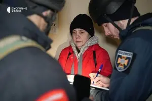 В Харькове россияне ударили с воздуха по общежитию с переселенцами, больнице и роддому, 